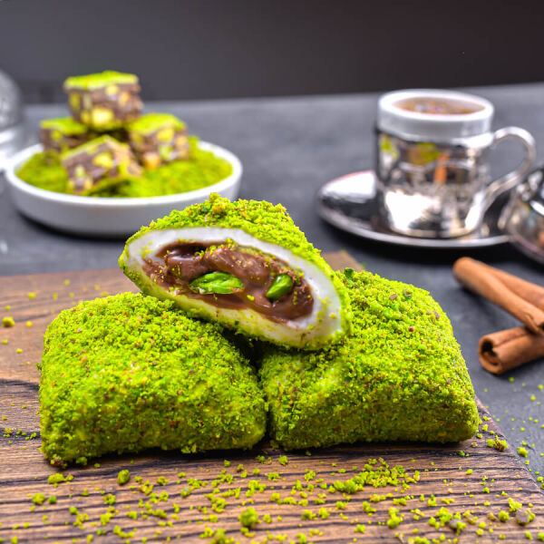 Antep Fıstıklı Çikolatalı Bohça Lokum 500 Gr - 1