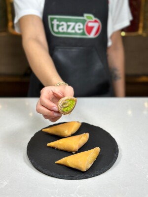 Boz Antep Fıstıklı Muska 250 Gr - 1